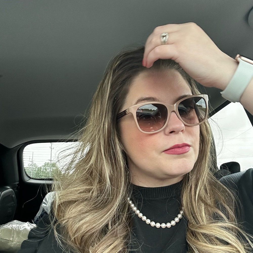 Meet your Posher, Anna